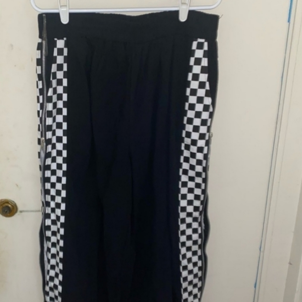 Fashion nova side zip joggers